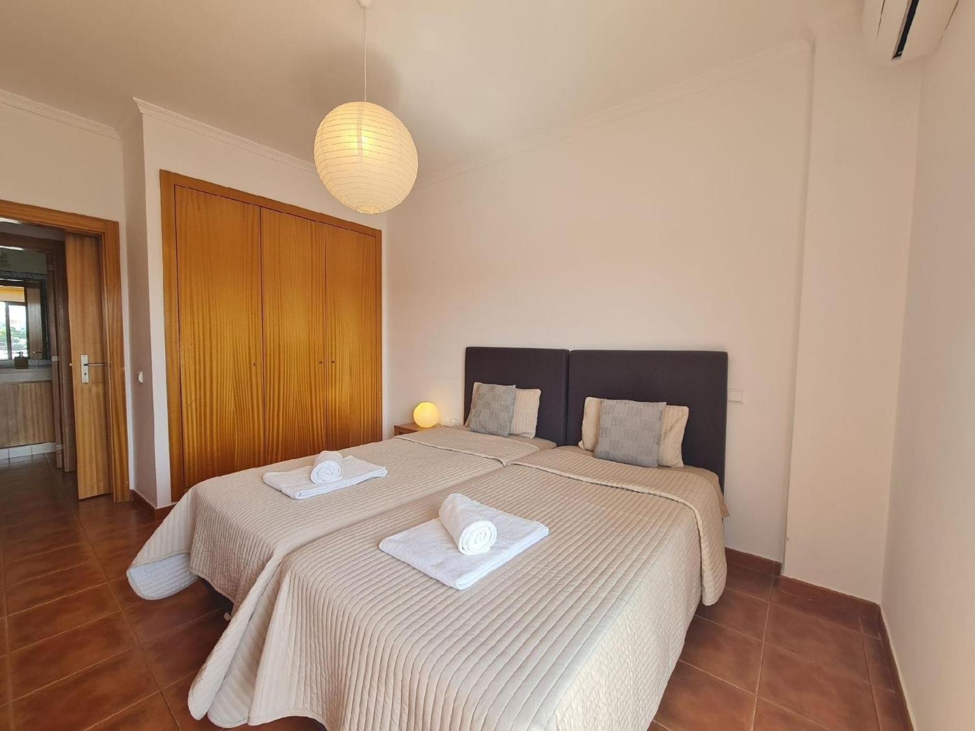 Klimatisierte Ferienwohnung, Und Stadtnah Apartment
