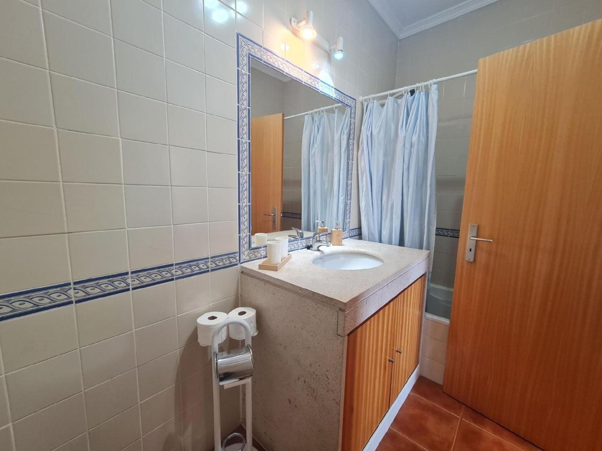 Klimatisierte Ferienwohnung, Und Stadtnah