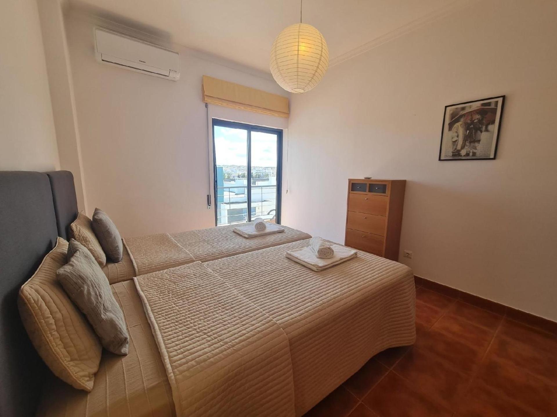 Klimatisierte Ferienwohnung, Und Stadtnah Apartment *